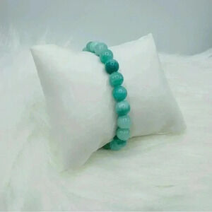 Winter Mint Green beaded bracelet